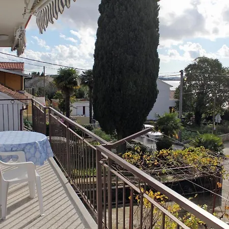 By The Sea - Diklo, - 5926